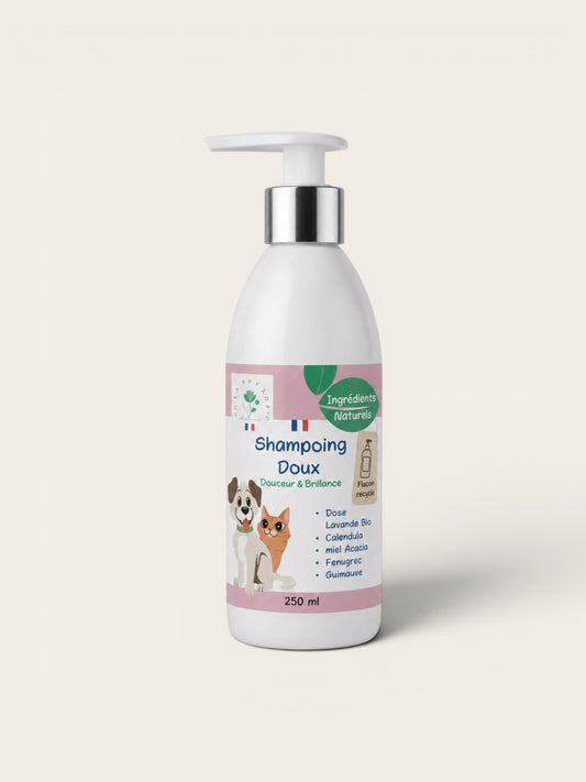 Shampoing naturel pour chien & chat à peau sensible — Apaisant & hydratant, 98% naturel · 250 ml