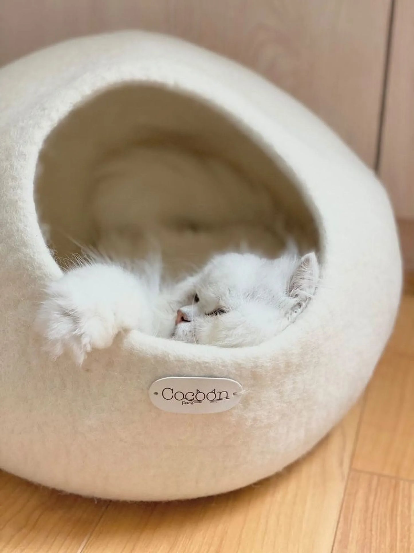Cocon panier pour chat en laine feutrée — Fait main, 100% laine naturelle, pièce unique