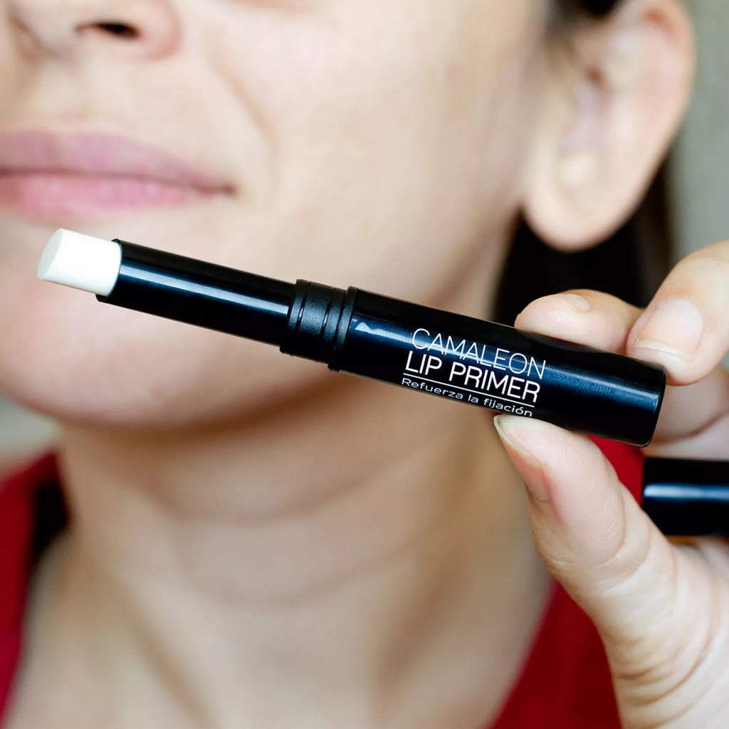 Fixateur de produit à lèvre